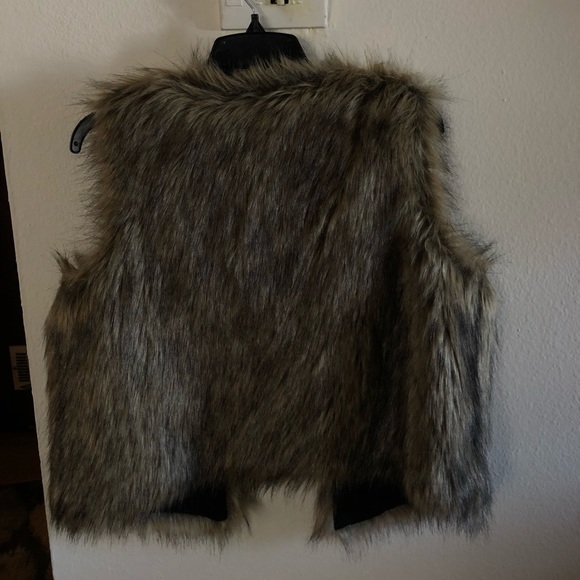 Fur coat - Picture 3 of 3